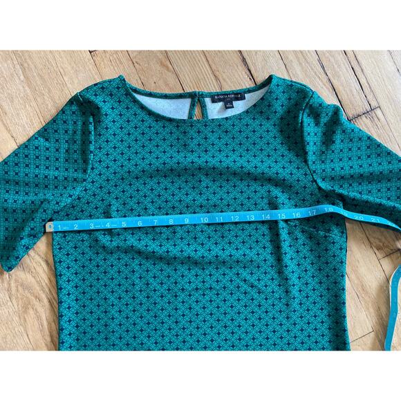 Banana Republic Patterned Green Dress Lightweight Casual Holiday Size Small - Picture 3 of 9